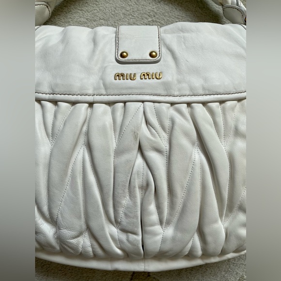 Neo Vintage Miu Miu Matelasse shoulder bag - Picture 11 of 16